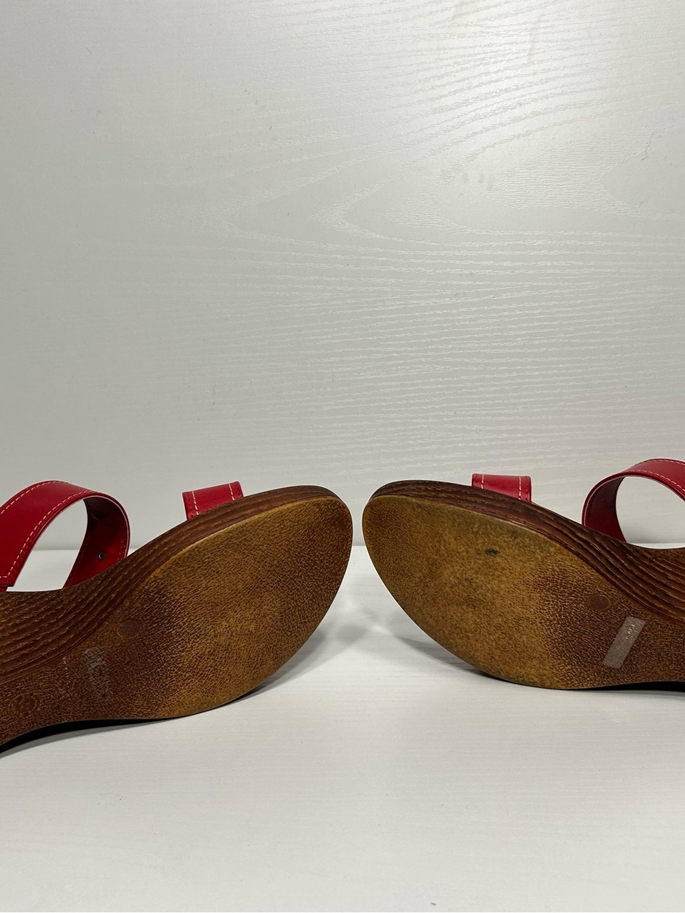 Italian Shoemakers Red Wedge Slide Sandals Size 8.5 - Picture 8 of 8
